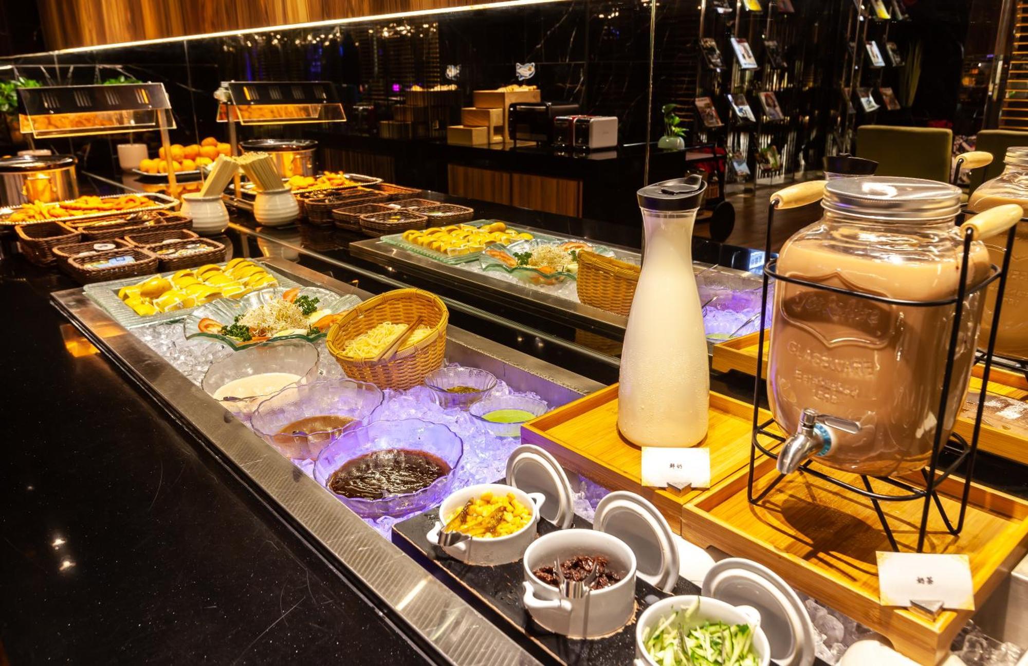 I Hotel 中壢館 Trung Lịch Ngoại thất bức ảnh